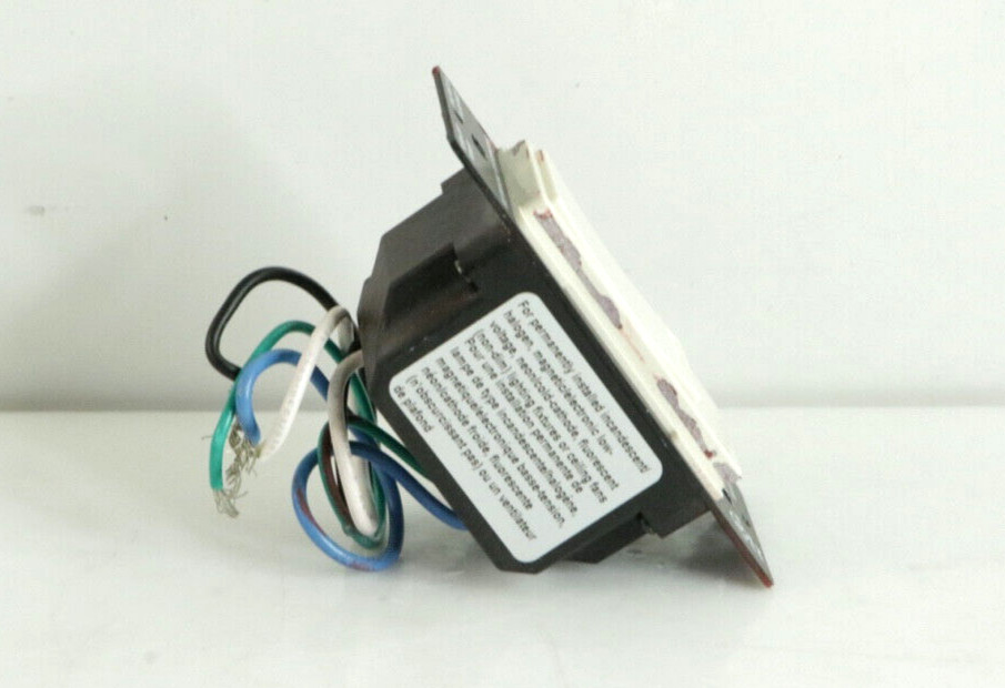 Crestron CLW-SLVS1RFA (Almond) Dimmer j832