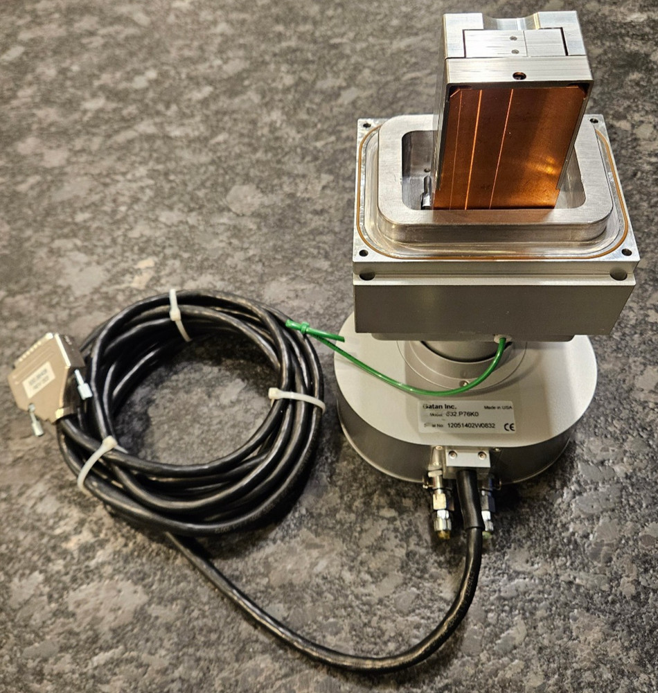GATAN ORIUS SC1000 (MODEL 832.P76K0) CCD CAMERA