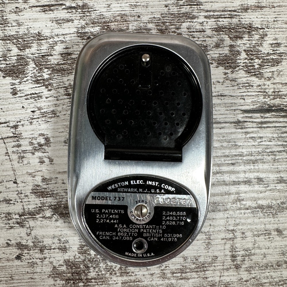Weston Master III {3} Universal Exposure Meter Model 737
