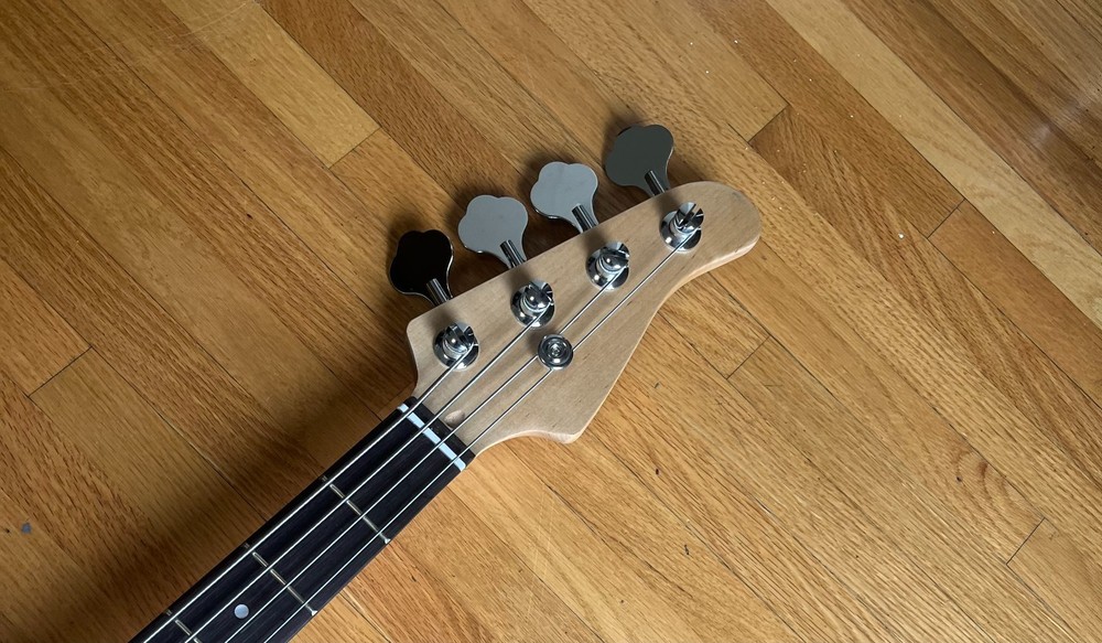 * ERIC WILSON * signed bass guitar * SUBLIME *
