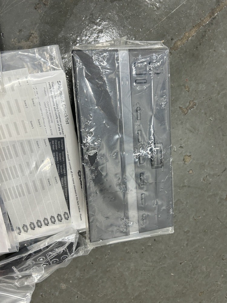 Crestron CLS-C6MB  iLux® Integrated Lighting System w/ Remote Control, Black