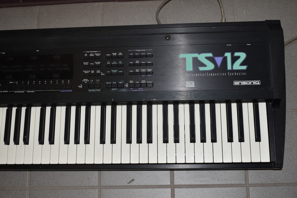 Ensoniq TS-12 Performance / Composition Synthesizer Keyboard -WILL SHIP (MYA93)