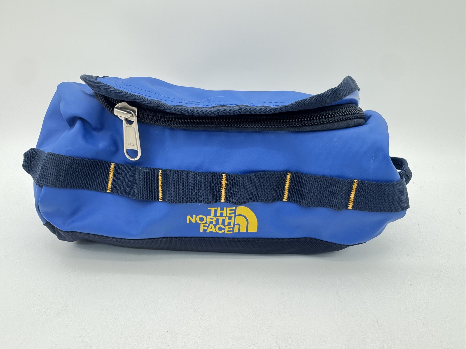The North Face Base Camp Toiletry Travel Bag Blue Hanging Dopp Kit T118/T518