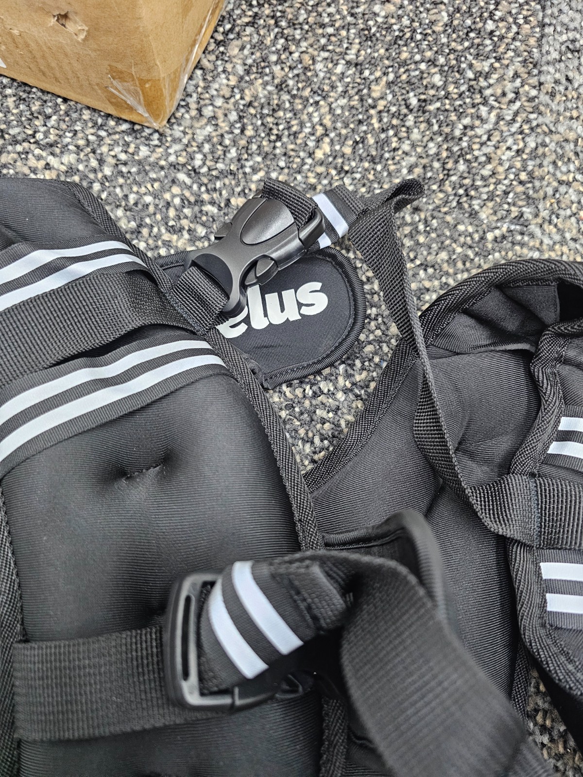 ZELUS 20LBS Adjustable Weighted Vest for Running Home Gym Workout