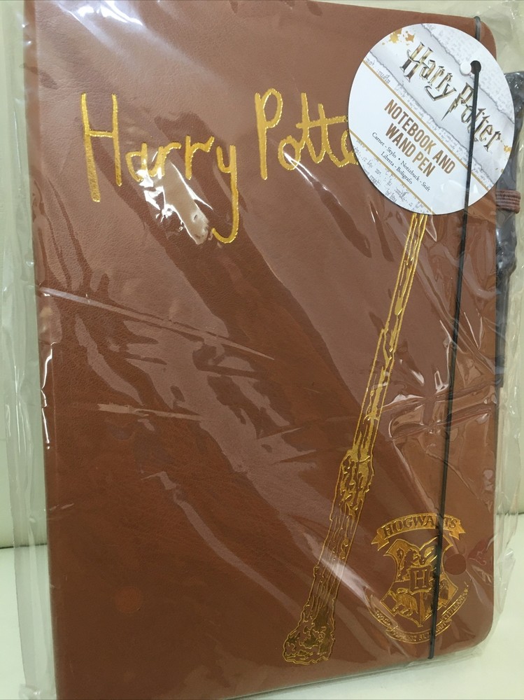 Harry Potter Notebook and Wand set
