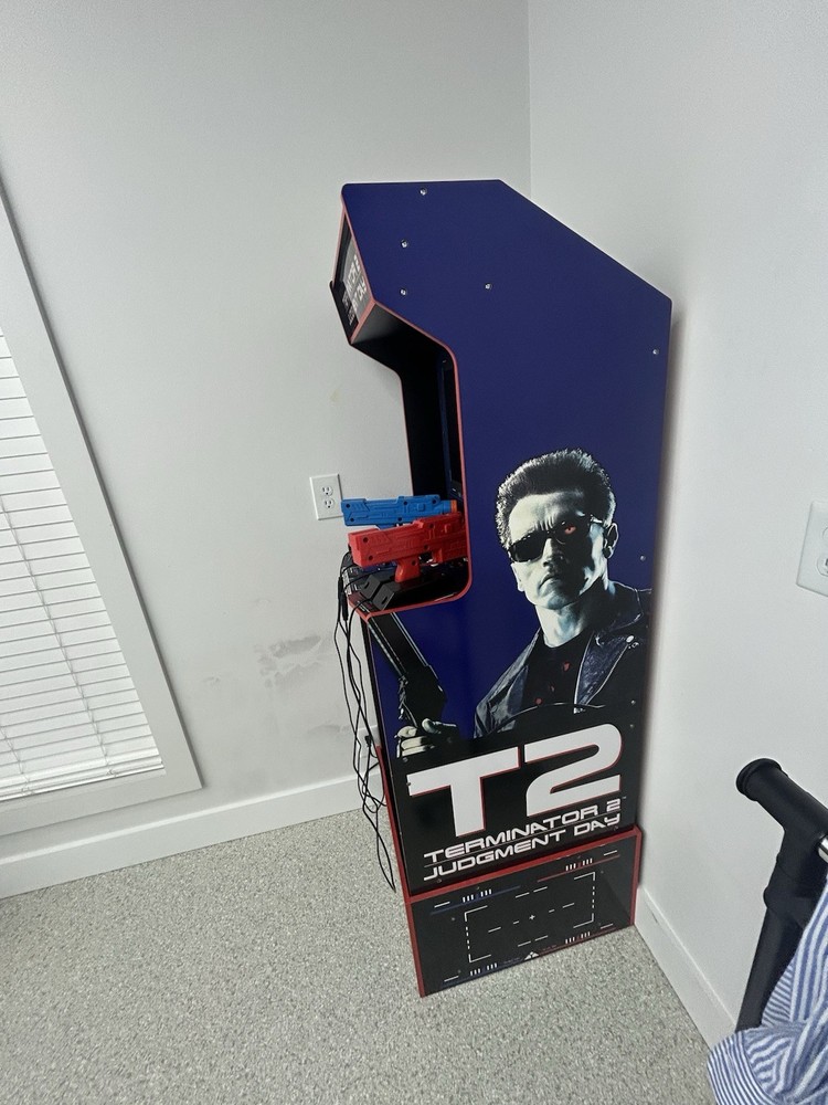 Arcade1up Terminator 2: Judgment Day Arcade Cabinet with Light Guns