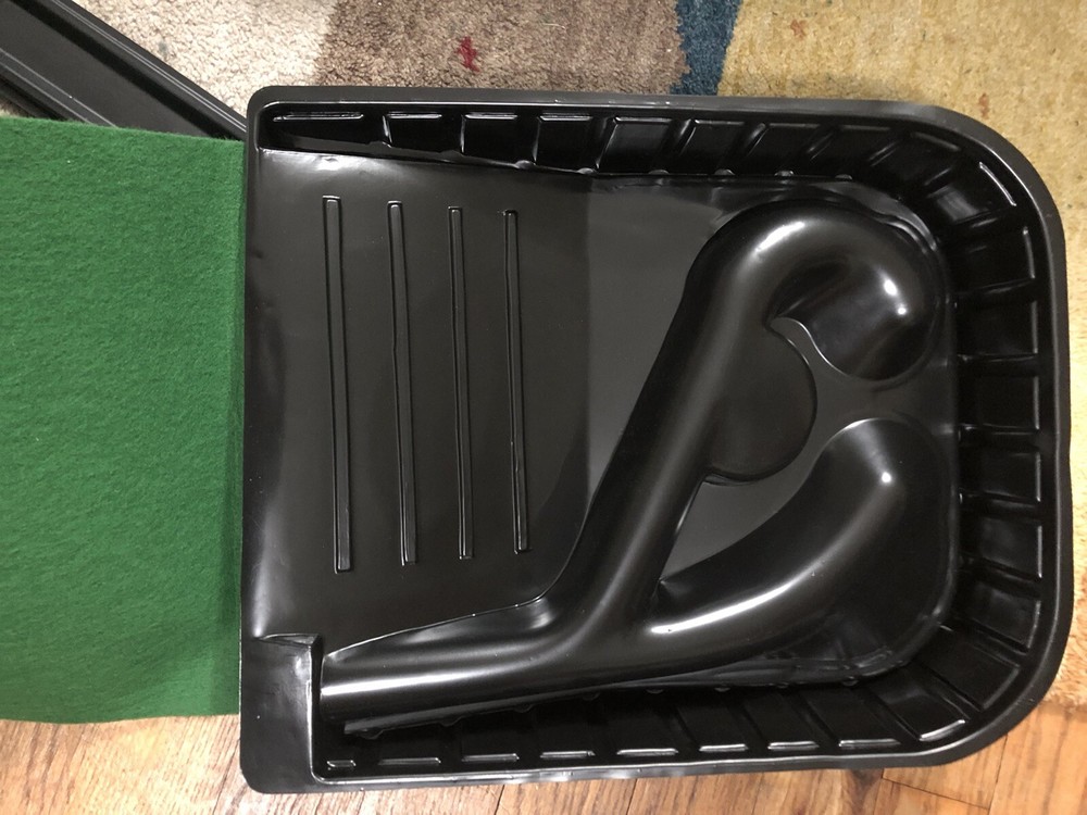 Putting Practice Mat World Golf Hazard Deluxe Automatic Return Green Putter