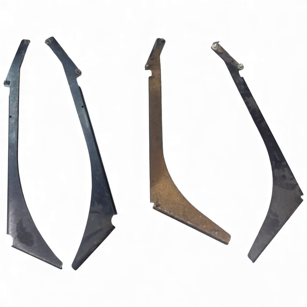 2016 Volvo VNL Gen 2 Cab Extension Lower Brackets (Right + Left) 4pc