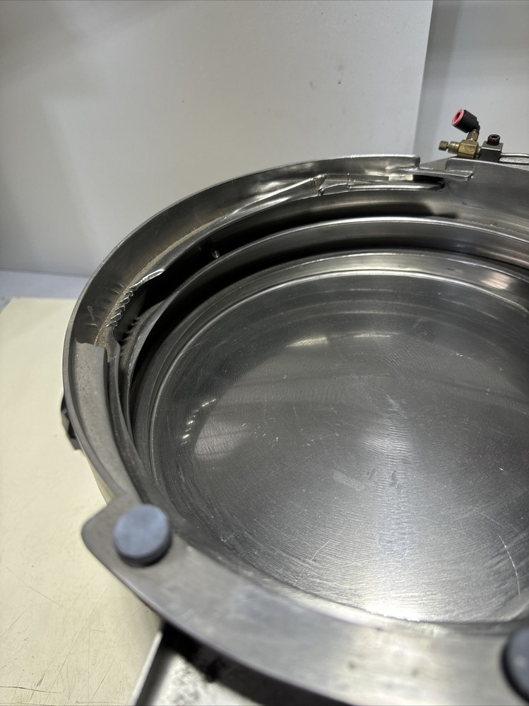 Hendricks Engineering 12” Vibratory Bowl Feeder 115V ~ Warranty