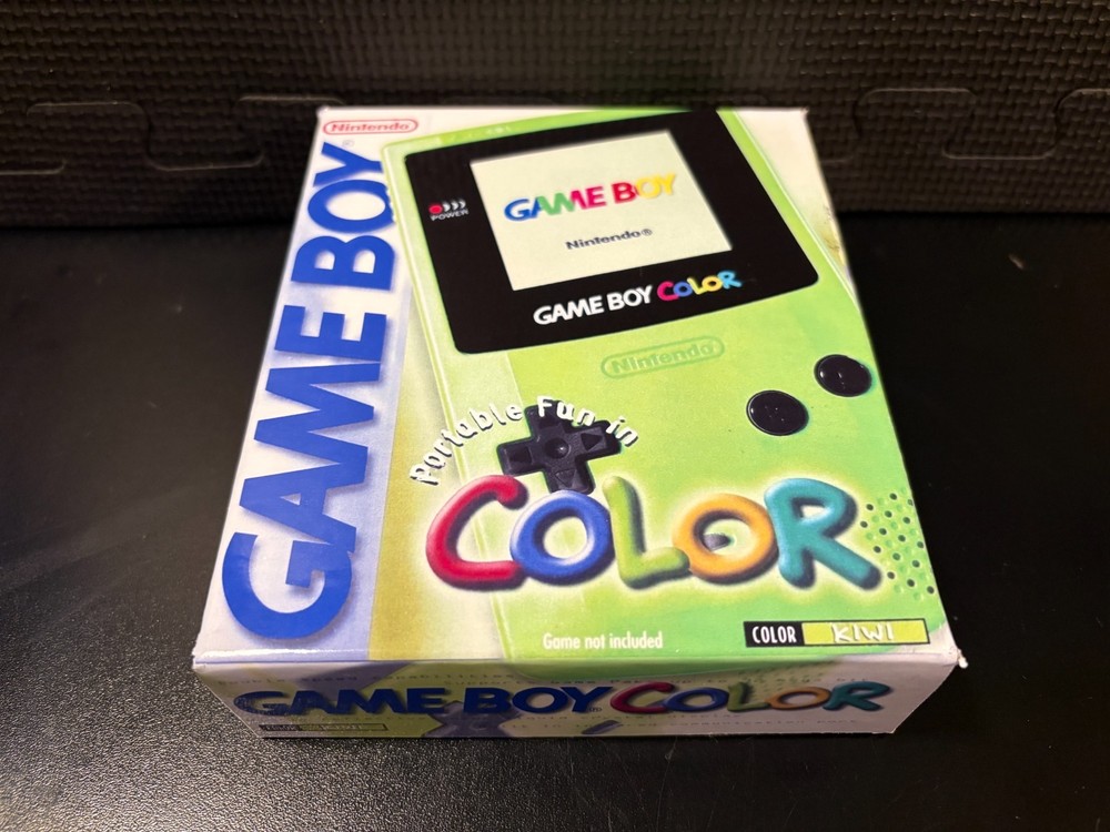 1999 Game Boy Color (Kiwi) - Empty custom design display box