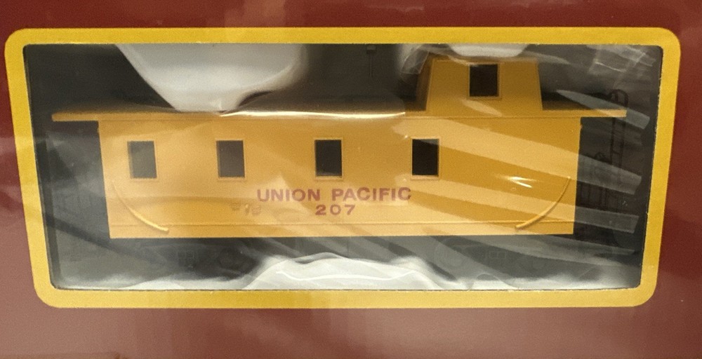 Bachmann HO Scale Pacific Flyer Train Set #00692