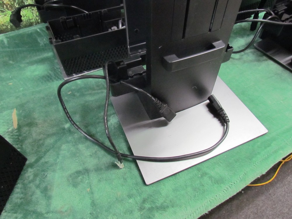 FIVE DELL OPTIPLEX SMALL FORM FACTOR (SFF) STAND OSS21 w CABLES AND CABLE COVER