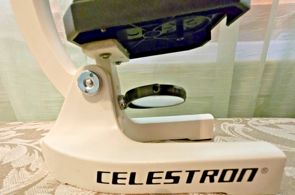 Celestron 4010 Junior Monocular Microscope HD 200x Magnification W/Dust Cover