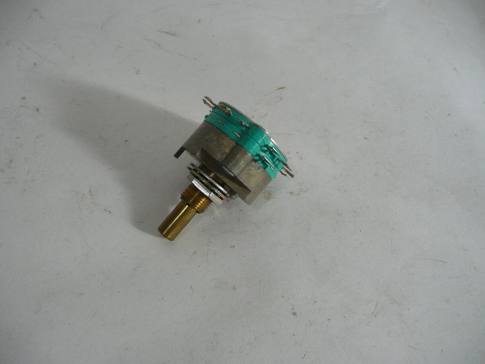 NEW GENUINE ELECTROSWITCH C4D0206N-A ROTARY SWITCH 2 POLES 6 POS