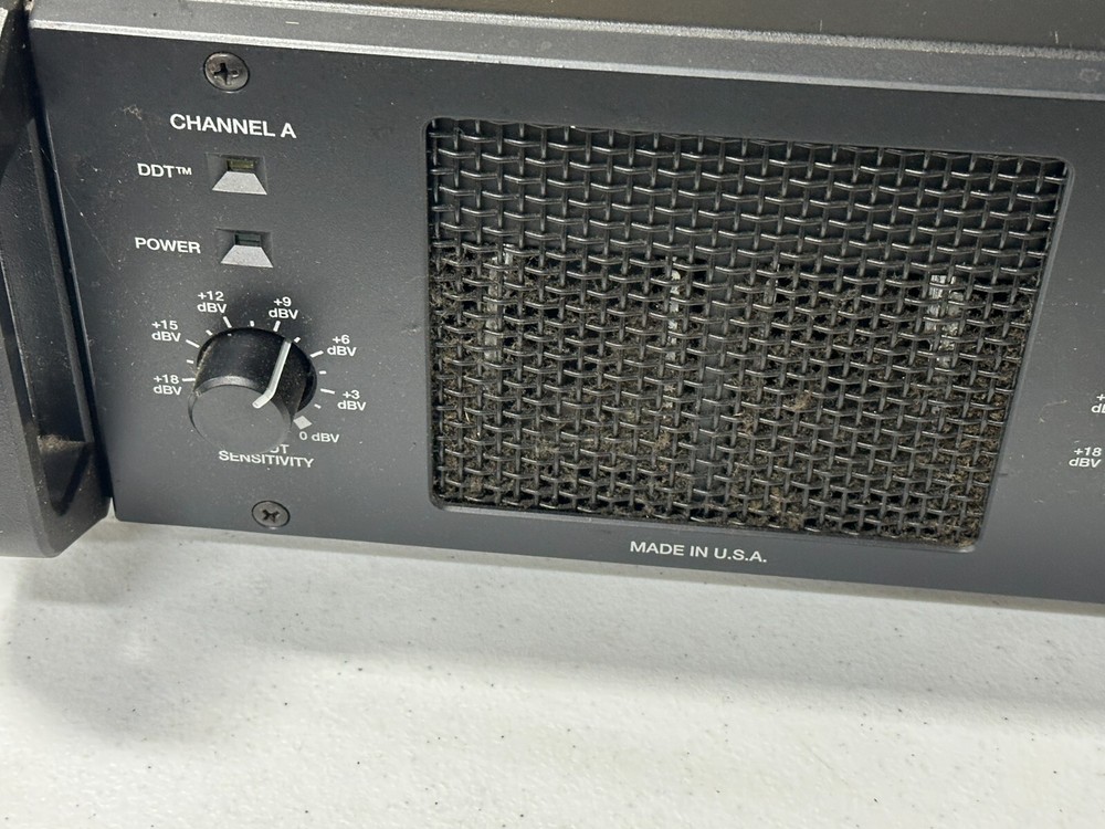 Peavey CS 400 Stereo Power Amplifier - Mint Condition