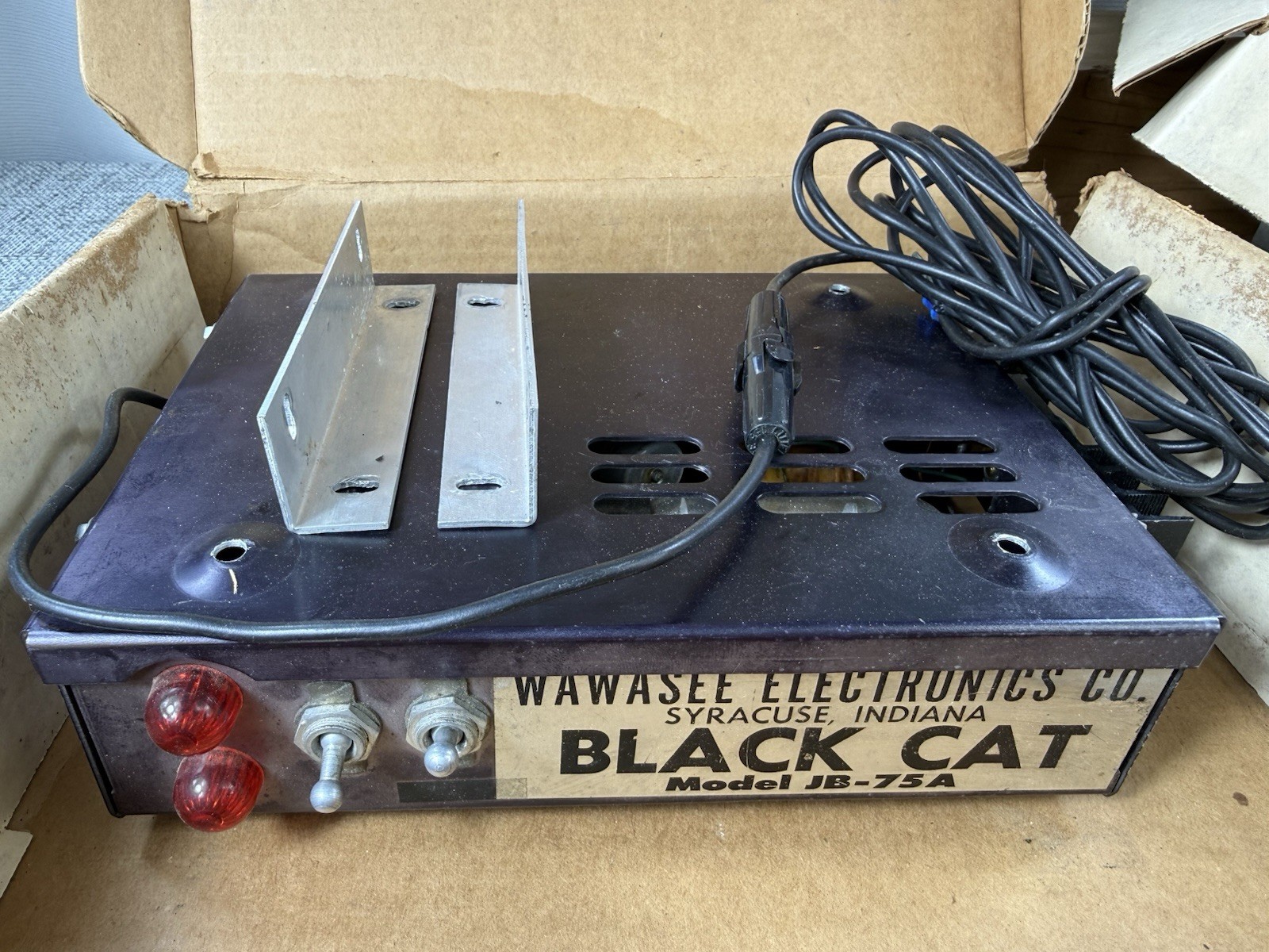 Vintage CB Amplifier WAWASEE ELECTRONICS BLACK CAT JB-75A UNTESTED Original Box