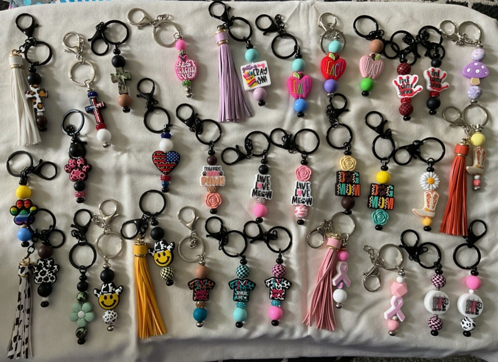New Handmade Personalized Beaded Keychain/Decorative Bag Charm Multicolor/Theme