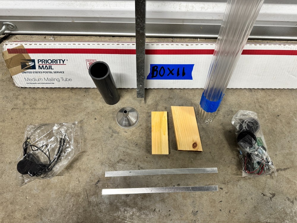 LOW NOISE AUTO AMPLIFIER WITH FILTER