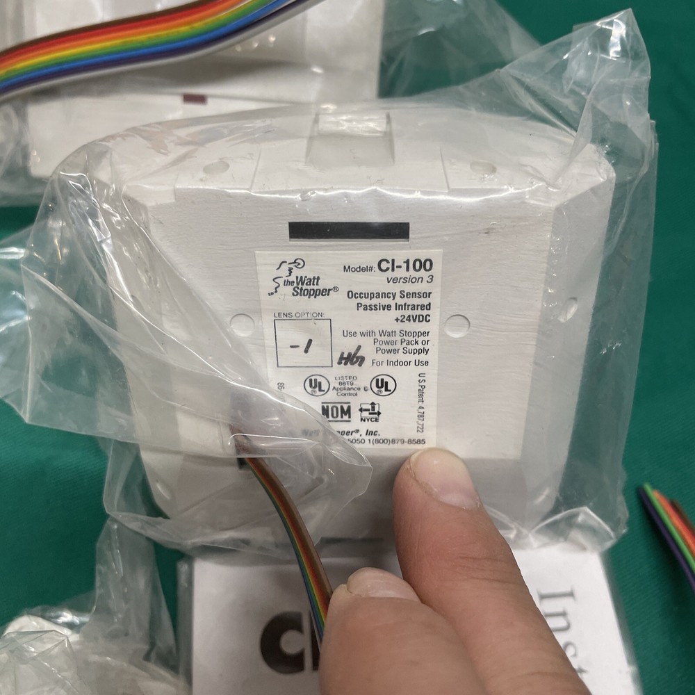 NEW (4) WATTSTOPPER CI-100VERSION 3 PIR OCCUPANCY SENSOR