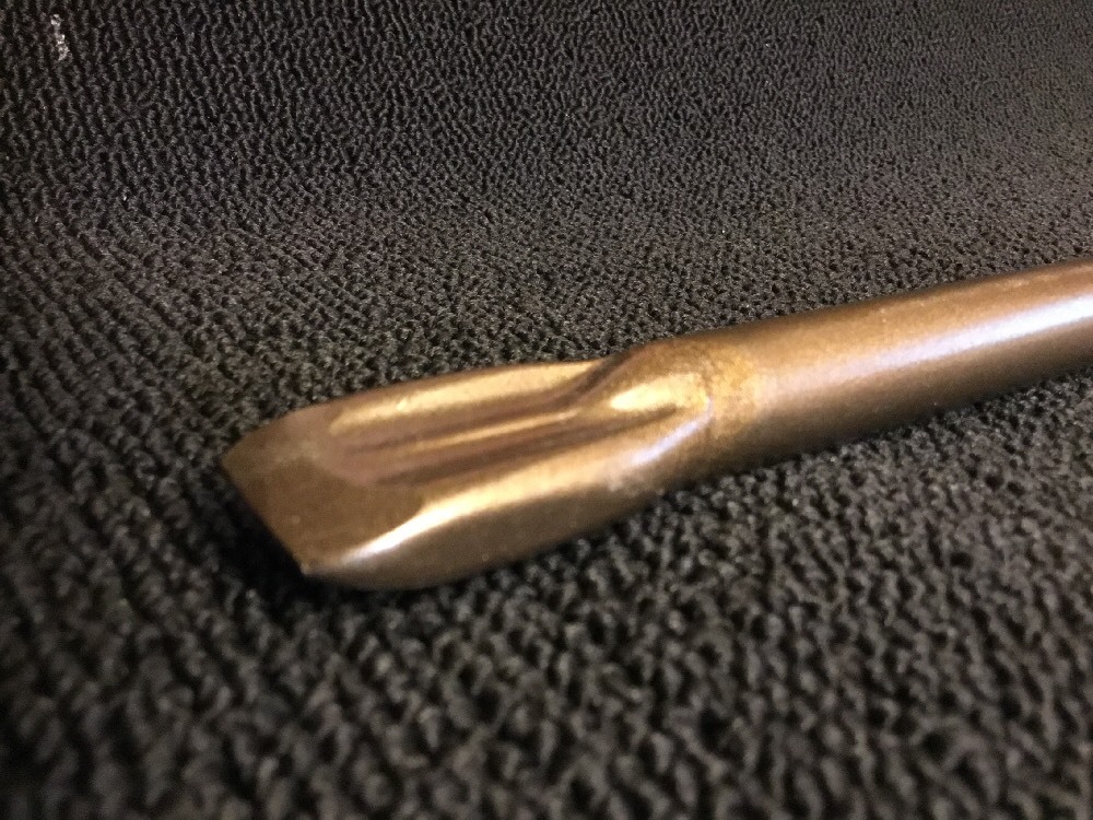 HILTI CHISEL FLAT SDS MAX 1" X 9" PREOWNED, FREE HAT, FAST SHIP