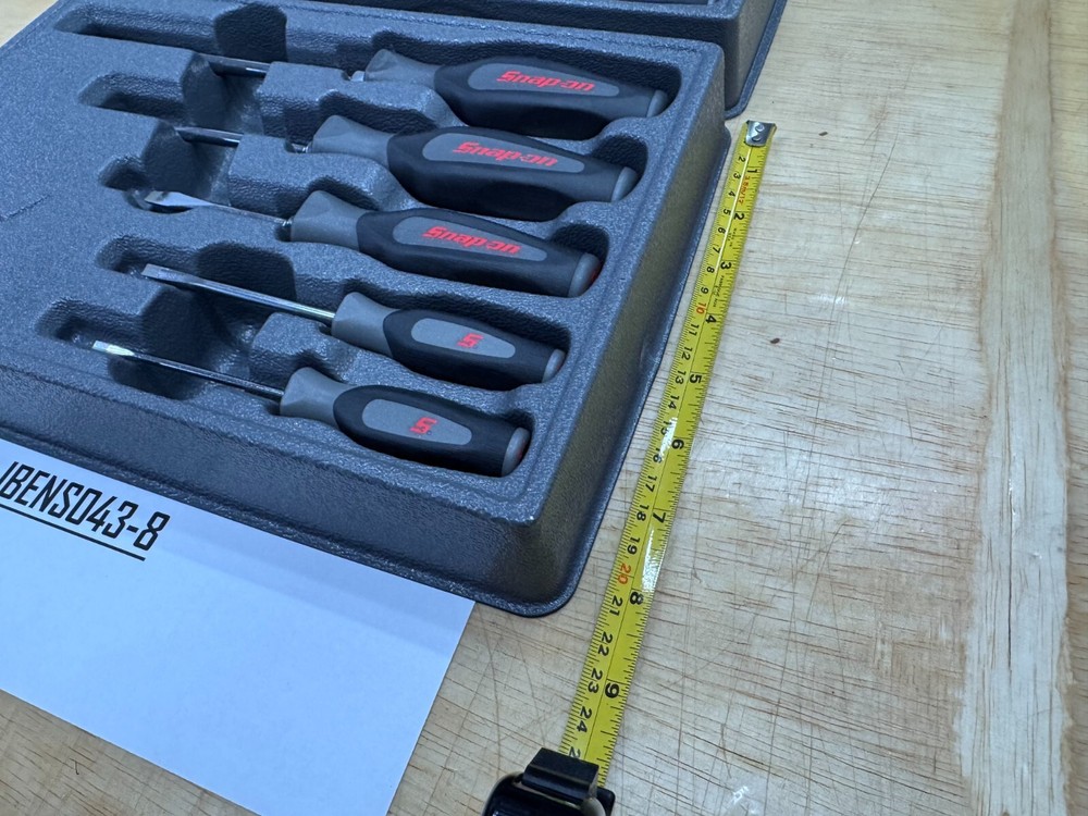 Snap-on Tools NEW 10pc DARK TITANIUM Soft Phillips & Flat Head Screwdriver Sets