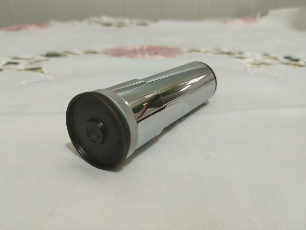 LEITZ WEZTLAR GERMANY LICHTEINSTELUPE EYEPIECE MICROSCOPE