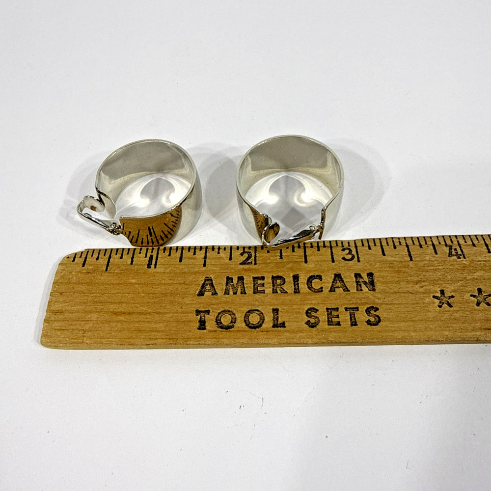 Platinum Tone Brass Cuff Earring Round Clip-On
