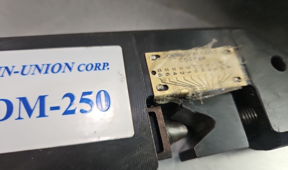 Penn-Union TDM-250 Dieless Mechanical Compression Tool Loc6D1
