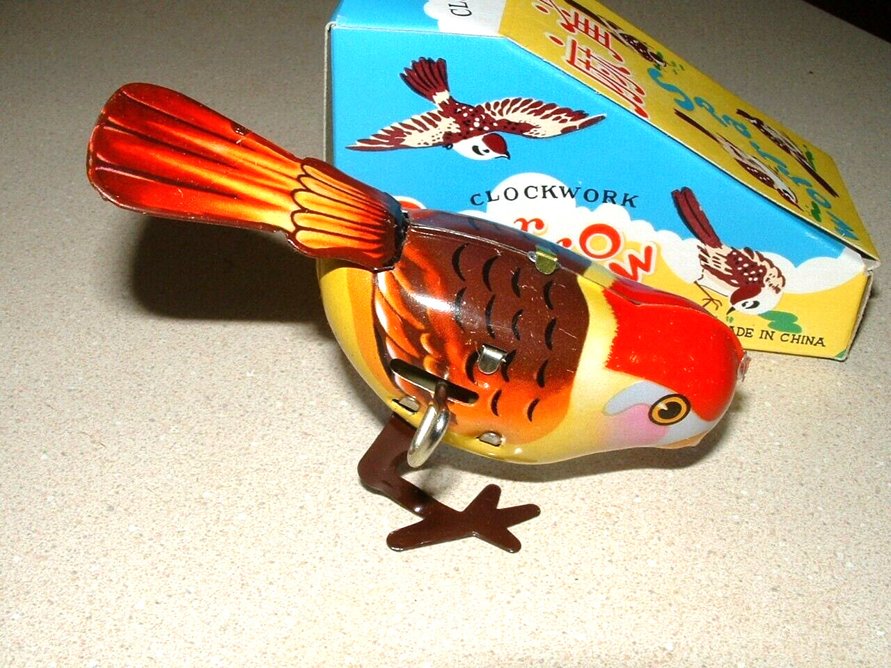VINTAGE CLOCKWORK WIND-UP HOPPING SPARROW TOY NEW IN BOX & WORKING-PARTY FAVOR