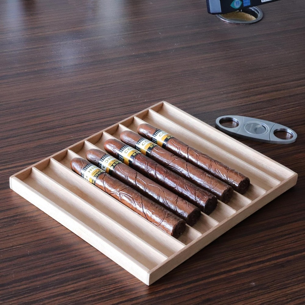 Woho Spanish Cedar Cigar Tray for Display & Sharing, Natural