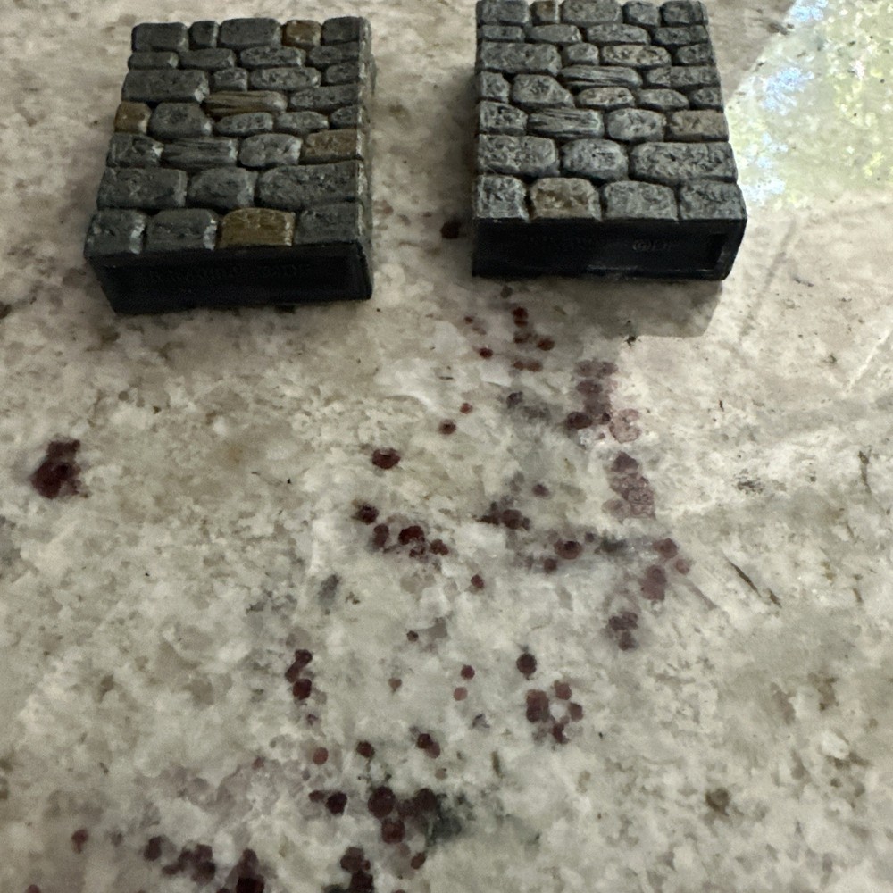 2= 3/4 Dwarven Forge solid insert wall magnetic. Very versatile building piece.