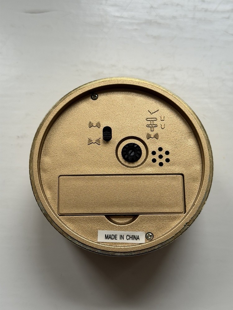 Cray Research, Inc. 1972-1996 Desktop Clock - Tested & Working!