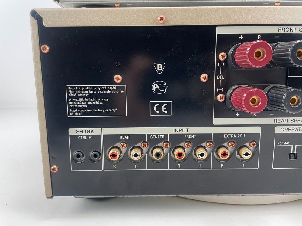 Sony N9000ES Power Amp + E9000ES ES Processor – Champagne + Remote
