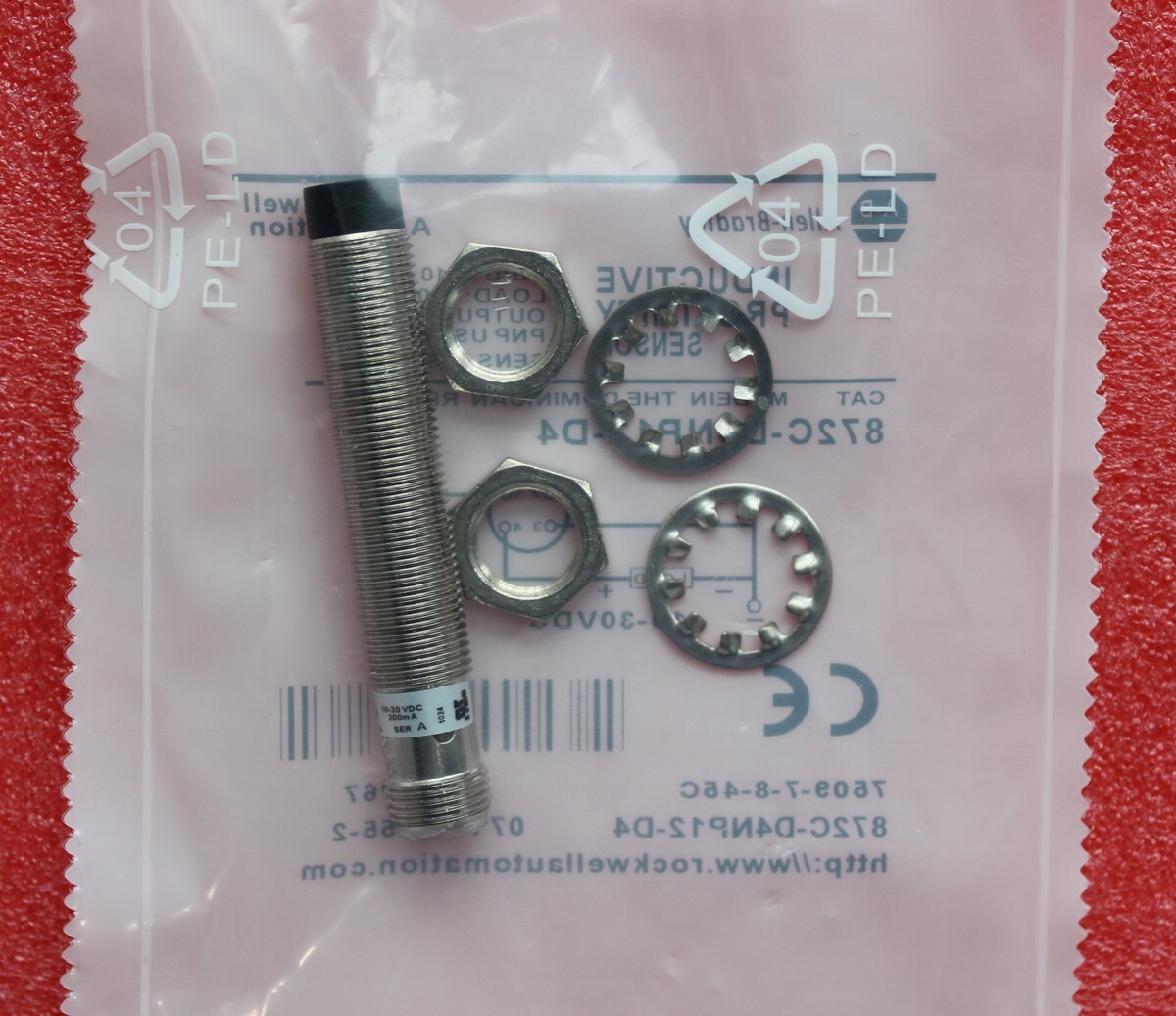 1X For Allen-Bradley 872C-D4NP12-D4 Proximity Switch Sensor 4mm 200mA NEW