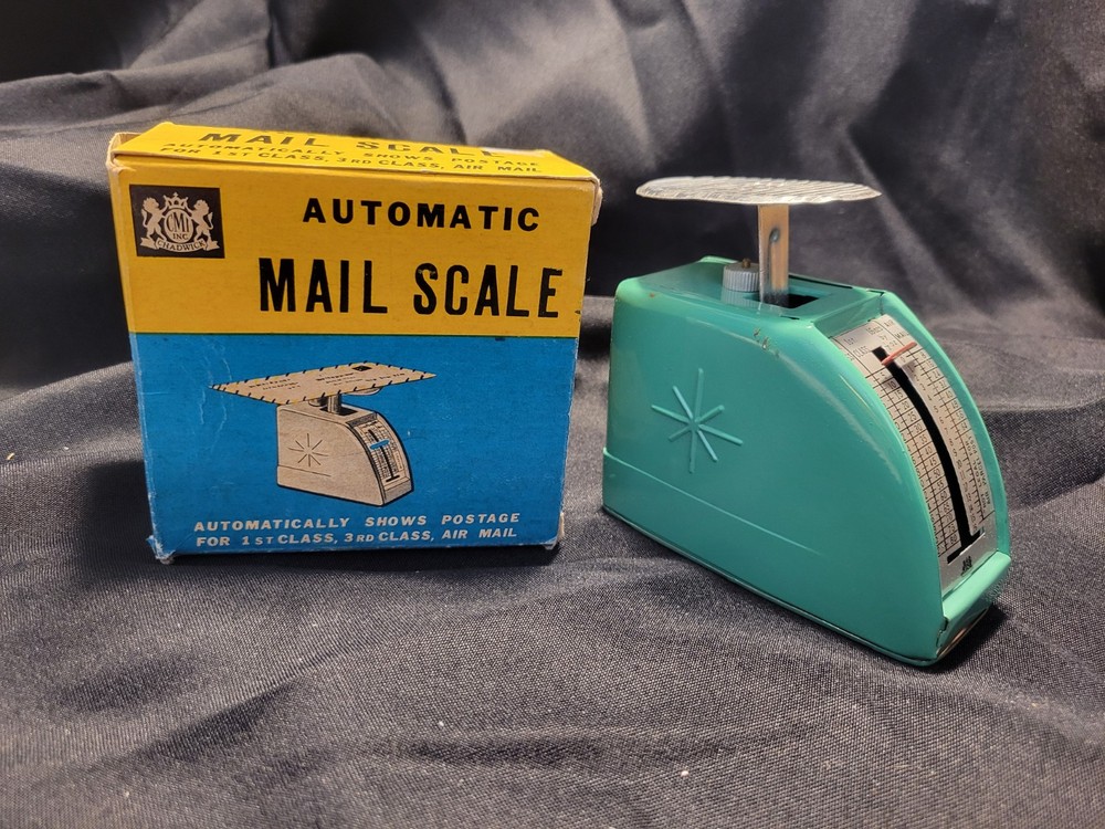 Vintage Chadwick Automatic Mail Scale