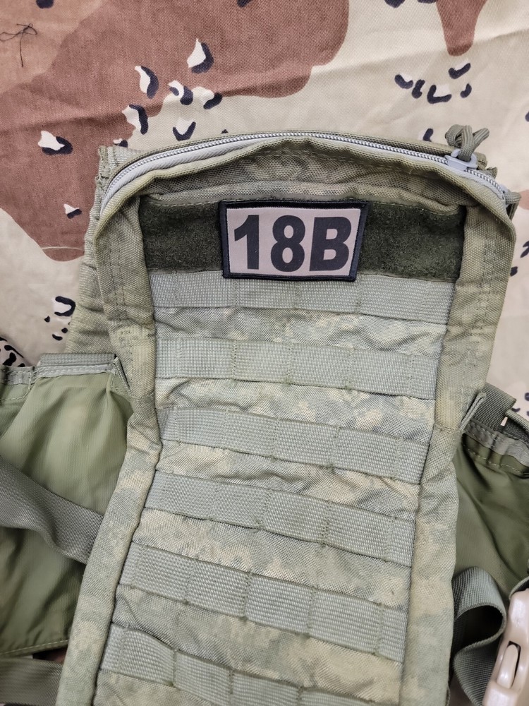 18B MOS TAN Hook Back Hat Bag 2x3 Patch Army Special Forces Weapon Sergeant