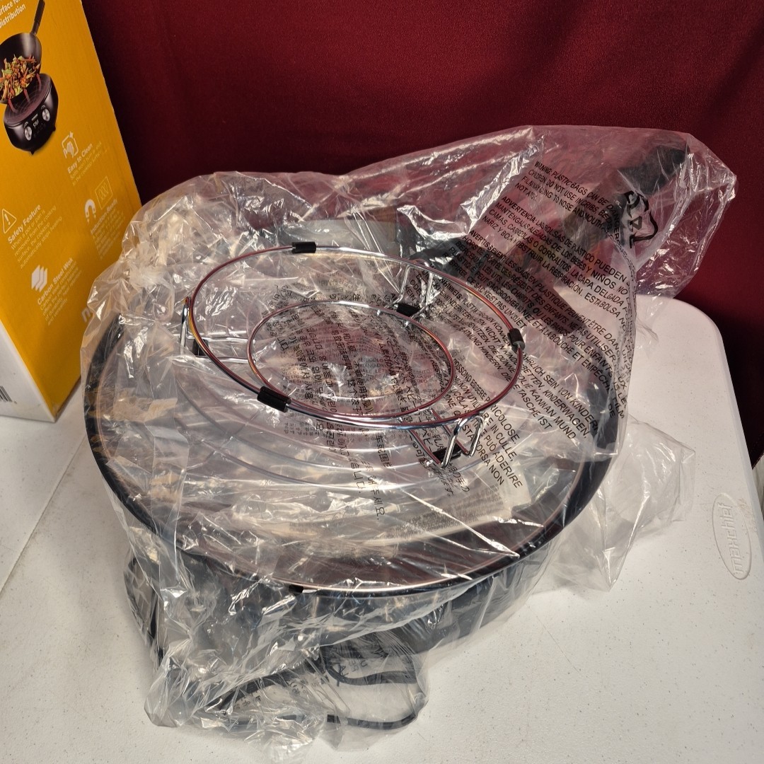 Nuwave Hot Wok Induction Cooktop with 14" Carbon Steel Wok