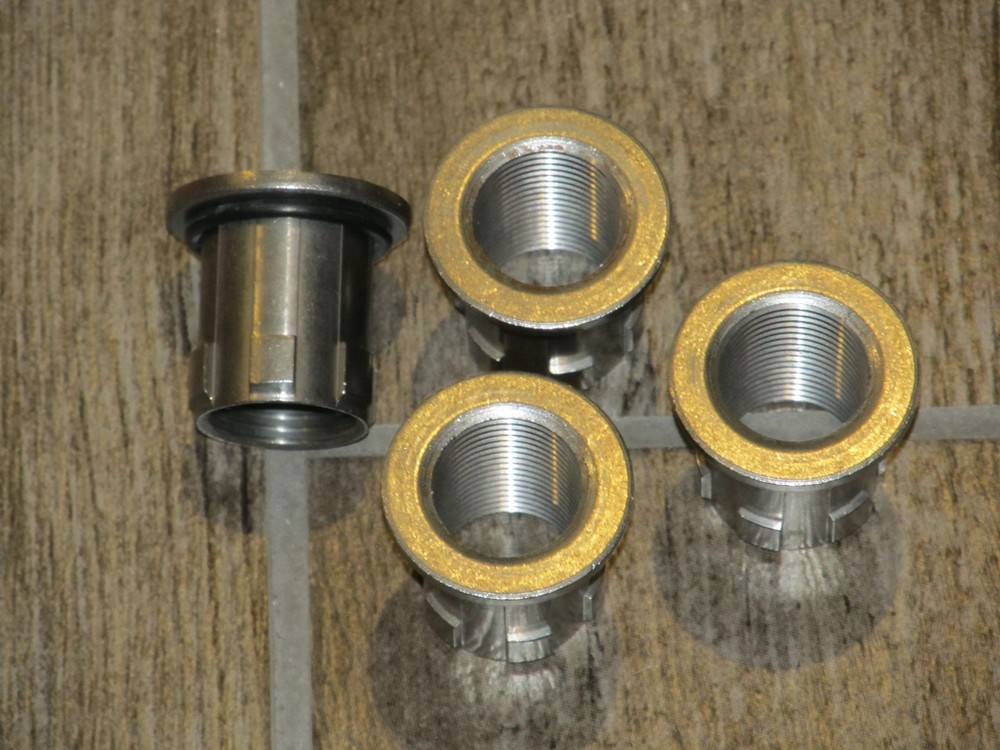 4 PCS HORNADY 044099 Lock-N-Load Press and Die Conversion Bushing Kit