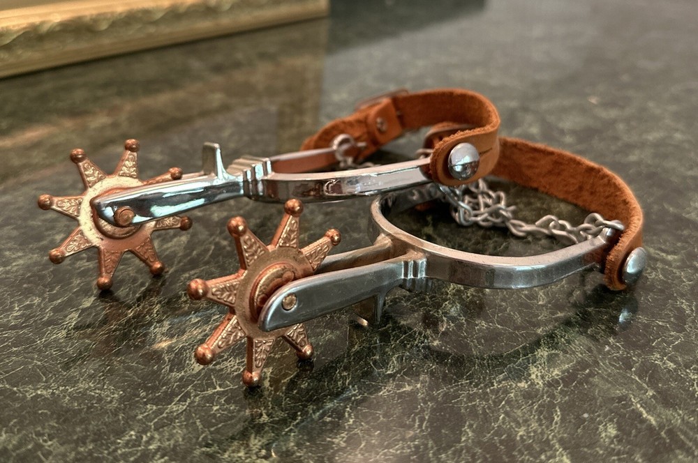 Tombstone Leather Strap Spurs - Youth
