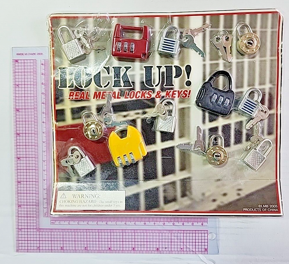 Vintage Vending Display Board Lock Up! 0477