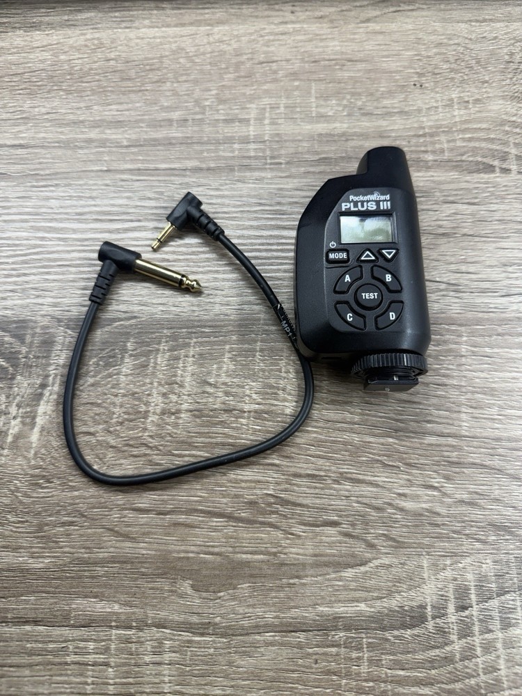 PocketWizard Plus III Model P3-FCC Wireless Flash Trigger Transmiter