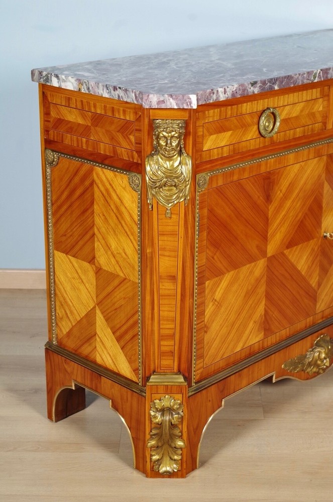 Louis XIV style support cabinet