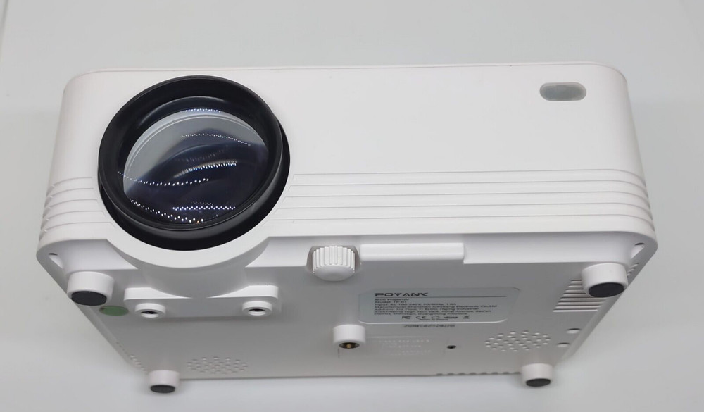 Poyank TP-01 Mini Projector