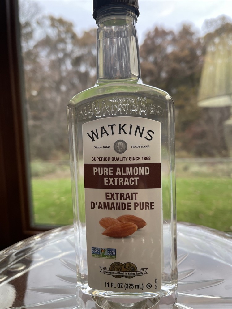 Watkins PURE ALMOND EXTRACT, 11 FL. OZ. ￼