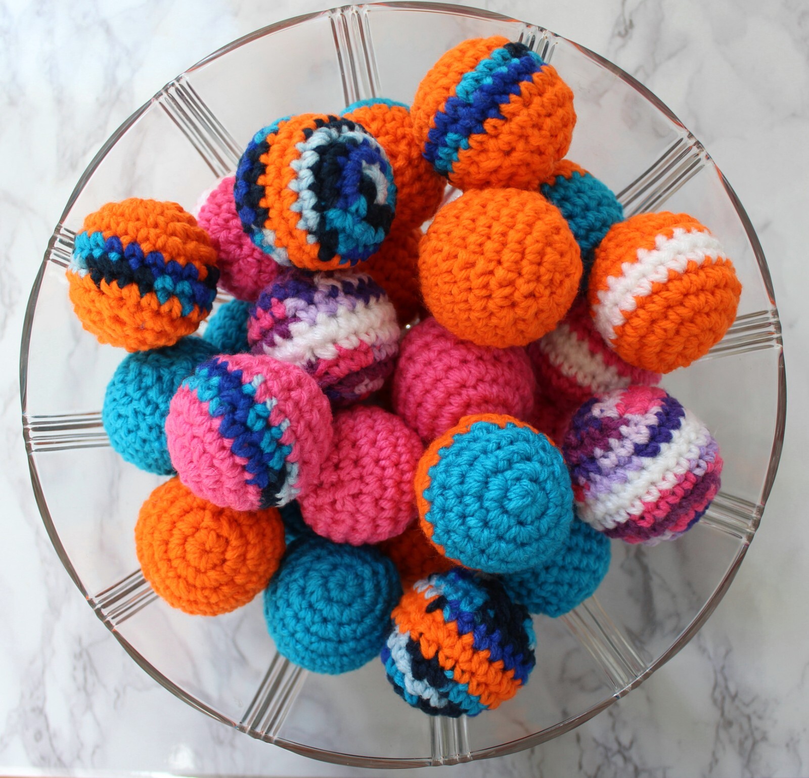 Set of 6 Handmade Crochet Cat Toys Balls Amigurumi with BELL Inside, 2" diameter