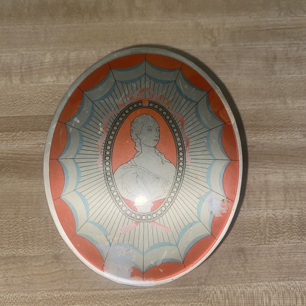 Vintage Richard Hudnut Du Barry Face Powder With Compact