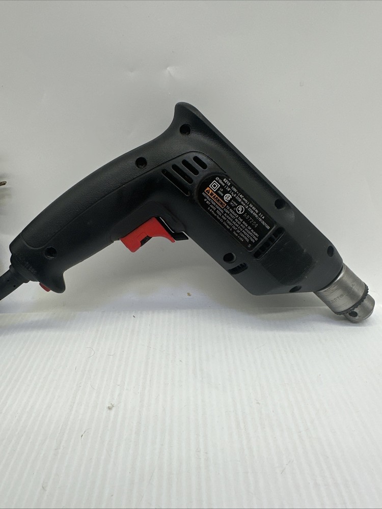 DRILL 6215 SKIL 3/8 VARIABLE SPEED REVERSING KEYED CHUCK