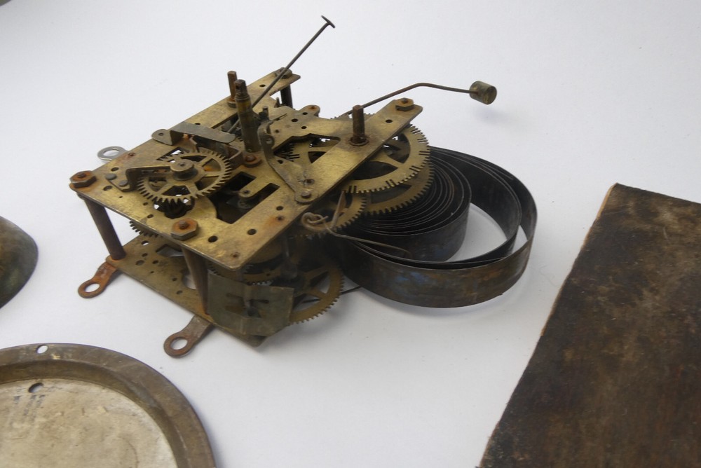 Broken Brass Unknown Maker Gears Clock Parts Panel Face Movement