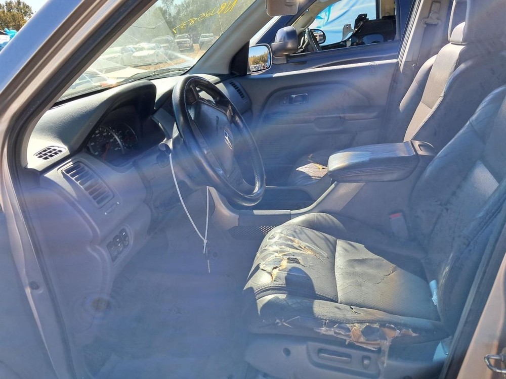 PILOT 2005 Glove Box 4836160