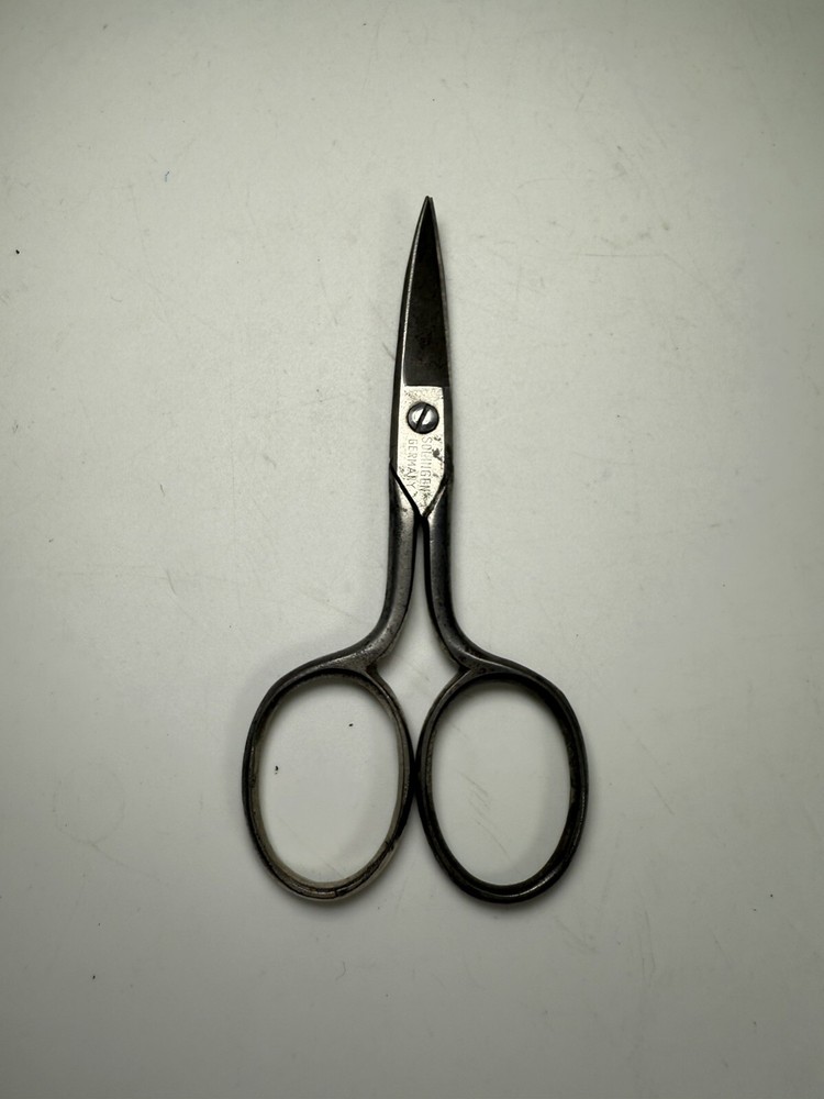 VINTAGE Sewing SCISSORS Marked SOLINGEN Germany 3.5”